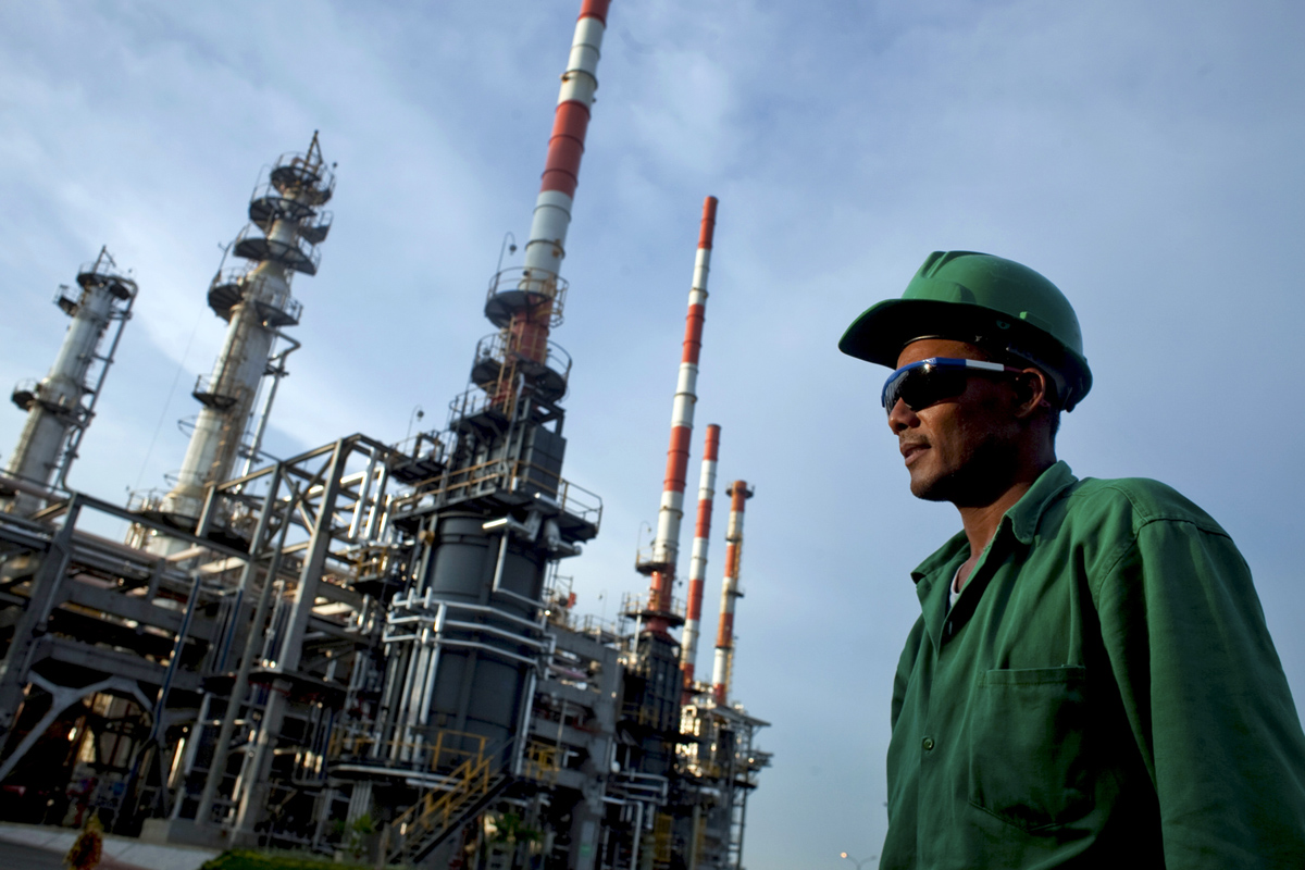 Kuwaiti Oil Drops to $47.36