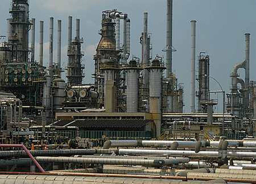 Refinery Explosion, Fire in Brazil