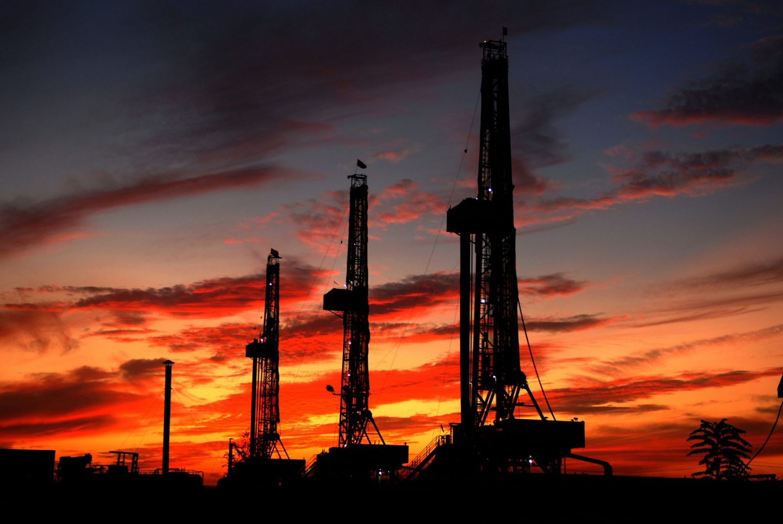 North Dakota Sets Records for Oil, Gas Production