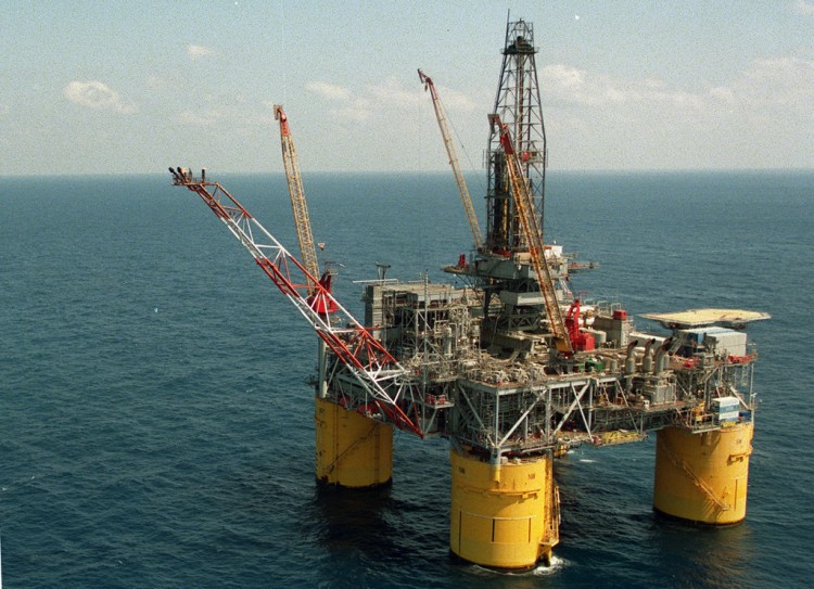 Aramco Extended Seadrill’s Rig Deal
