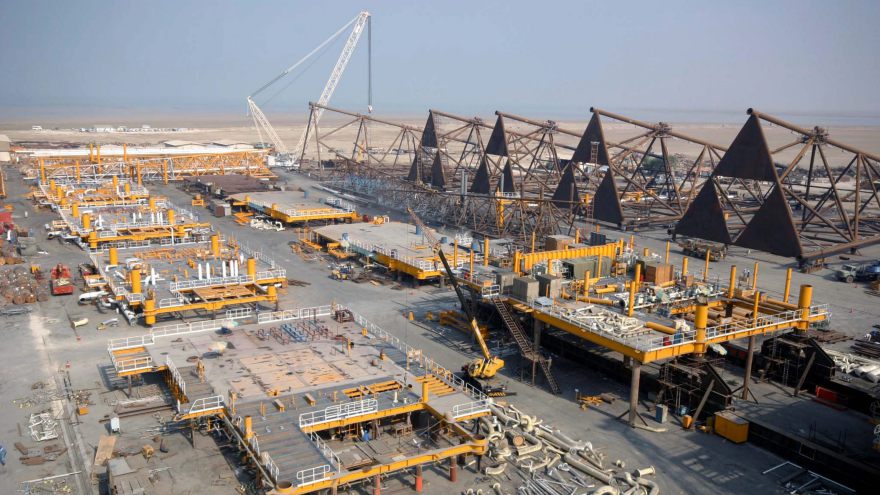 Iran Breaks Diesel Export Barrier, Draws in European Banks