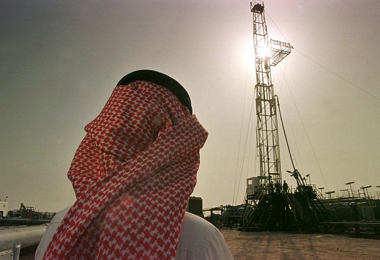 Saudi Aramco Operates 220 Rigs Despite Oil Prices