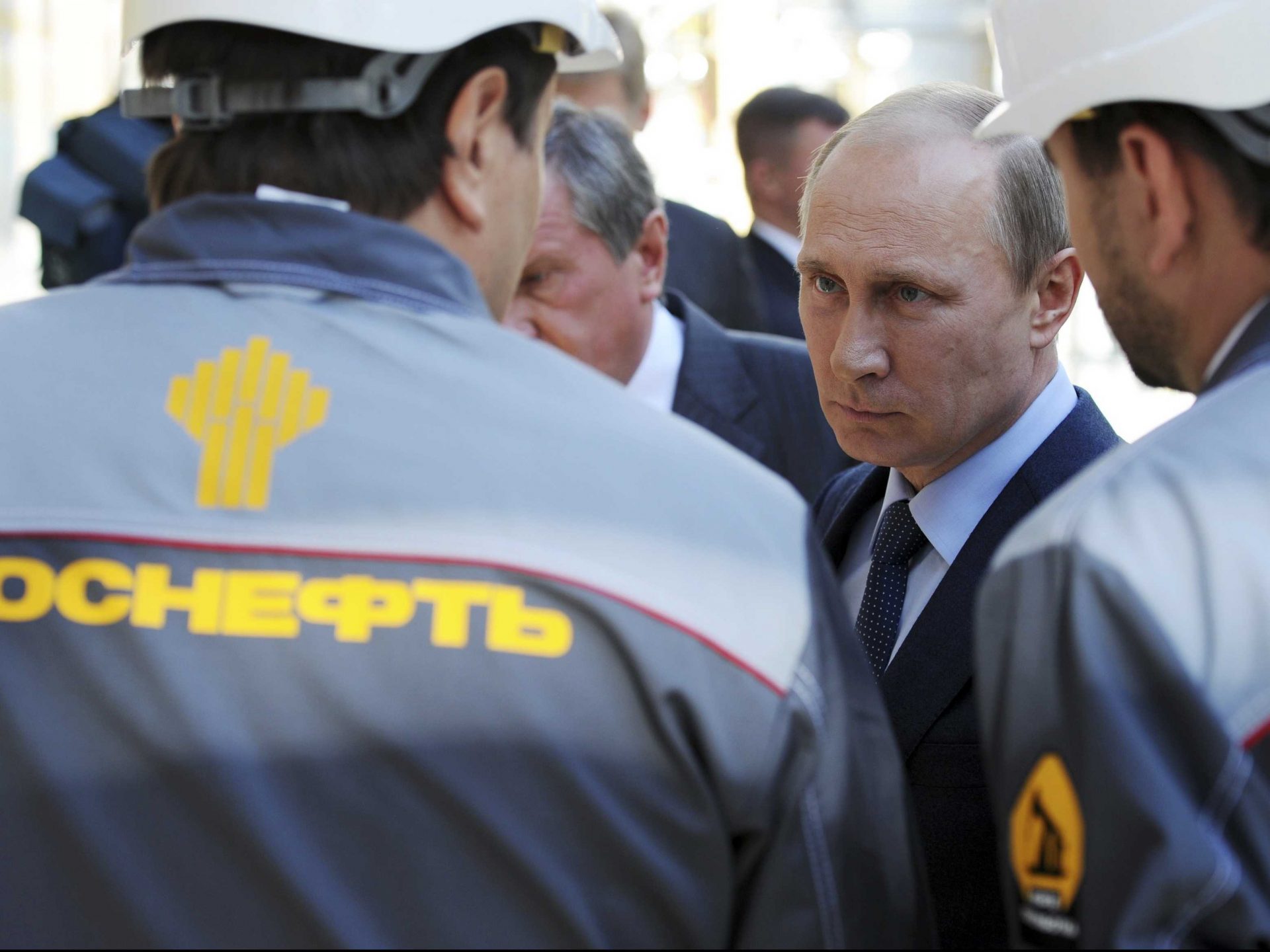 Rosneft Ending Contract for West Navigator Drillship