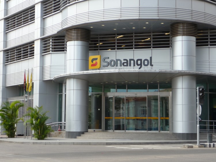 Angola Aims for 2 mil b/d Crude Output by 2016