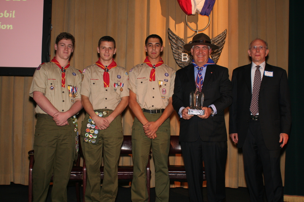 ExxonMobil Plans 16 New Oil, Gas Projects