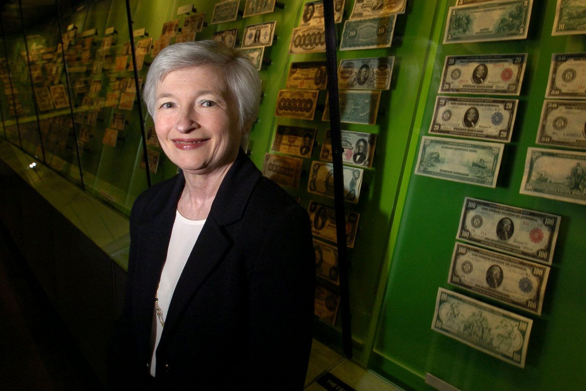 Speculators Caught Between Energy Glut and Yemen Violence