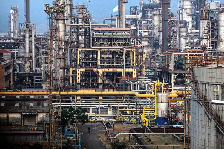 Ivory Coast to Bailout Refinery