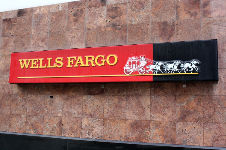 Oil Price Slump Catches Up with Wells Fargo Bank