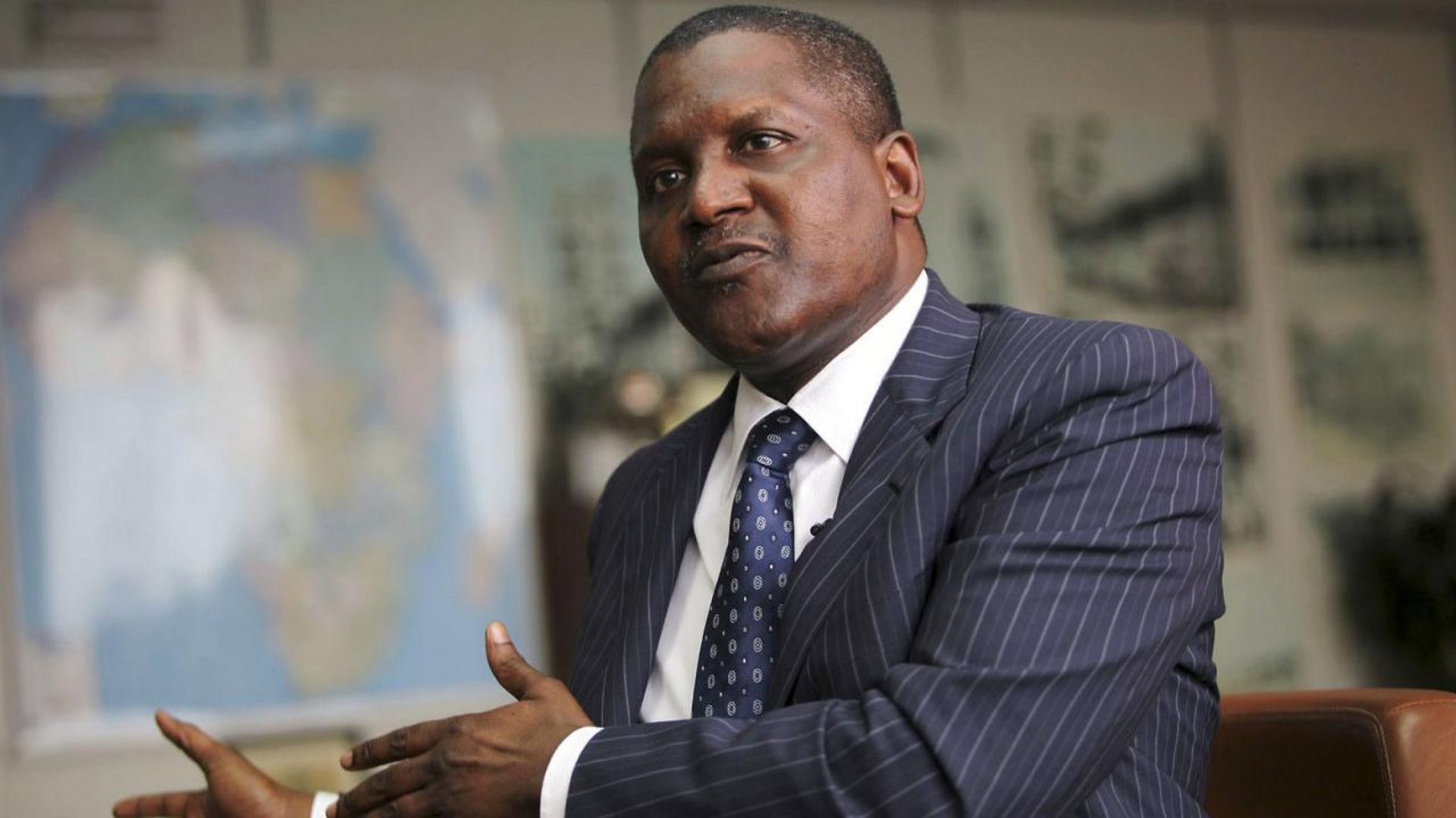 Africa’s Richest Man Courts Seeks to Boost Nigerian Gas