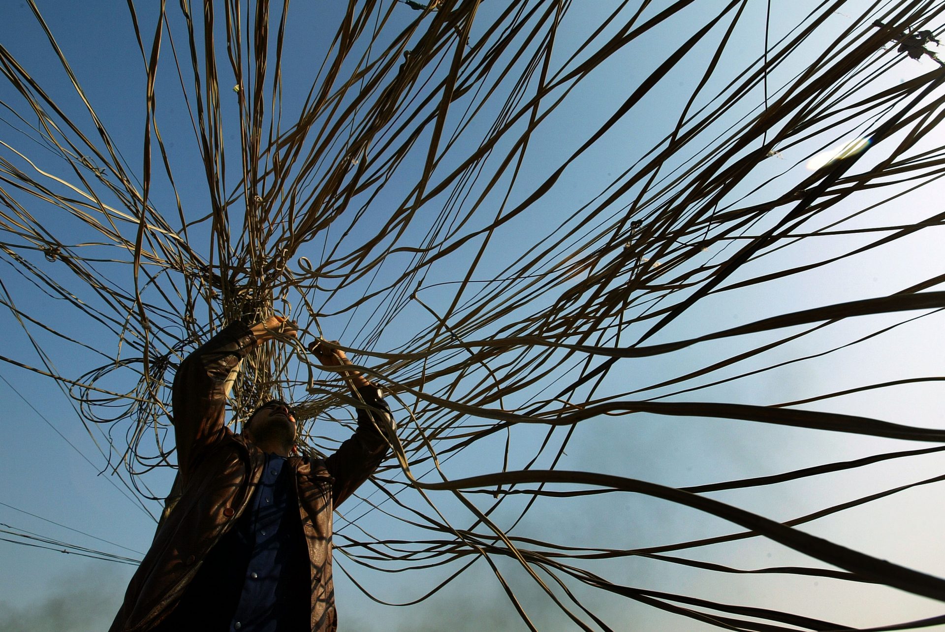 Iranian Company to Export Five Gas-Fired Power Plants to Syria