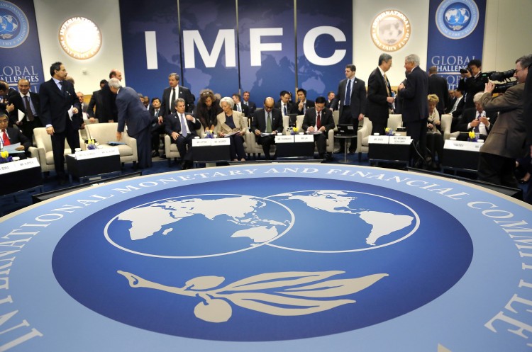IMF Cuts Sub-Saharan Africa’s GDP Growth to 4.5% on Oil Plunge