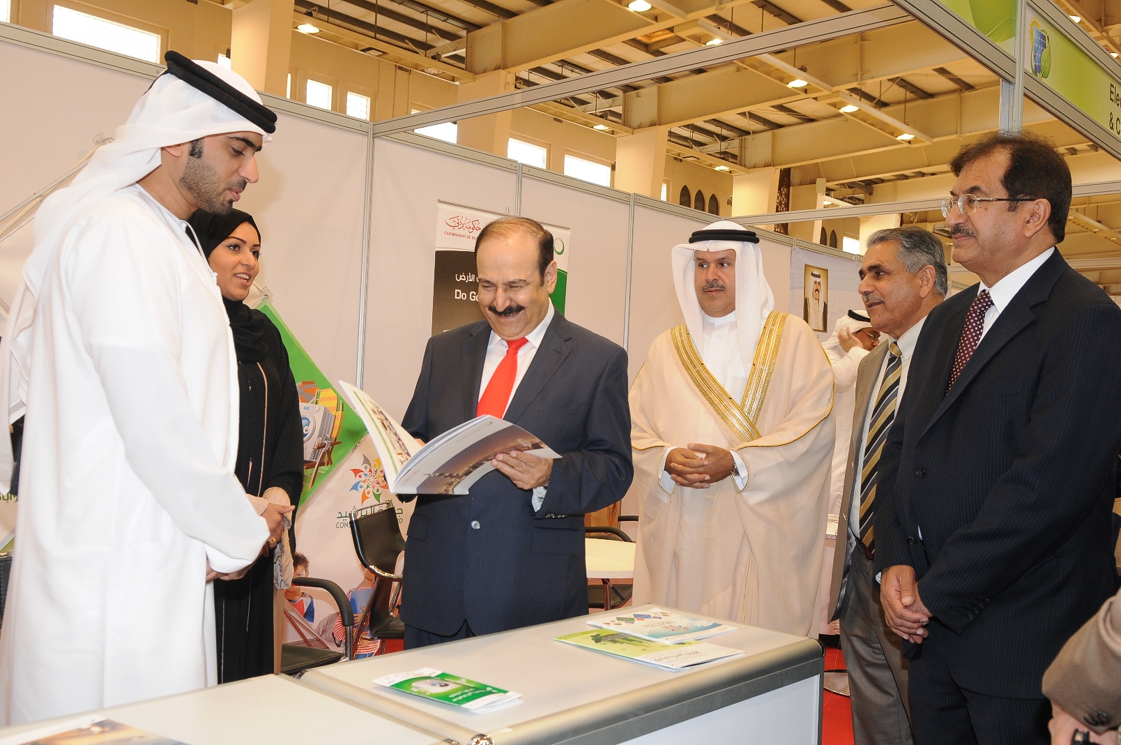 Bahrain Hails British Role in Petroleum Development