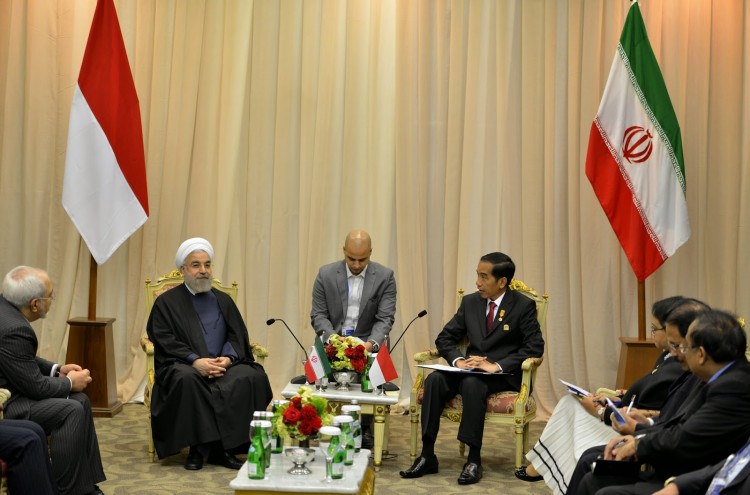 Indonesia and Iran Cooperating in Oil, Power Generation and Housing