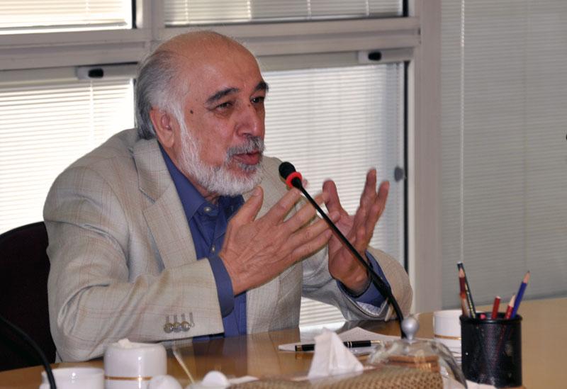 Iran and US Trade Claims Over Oil Contracts, Meetings Claims