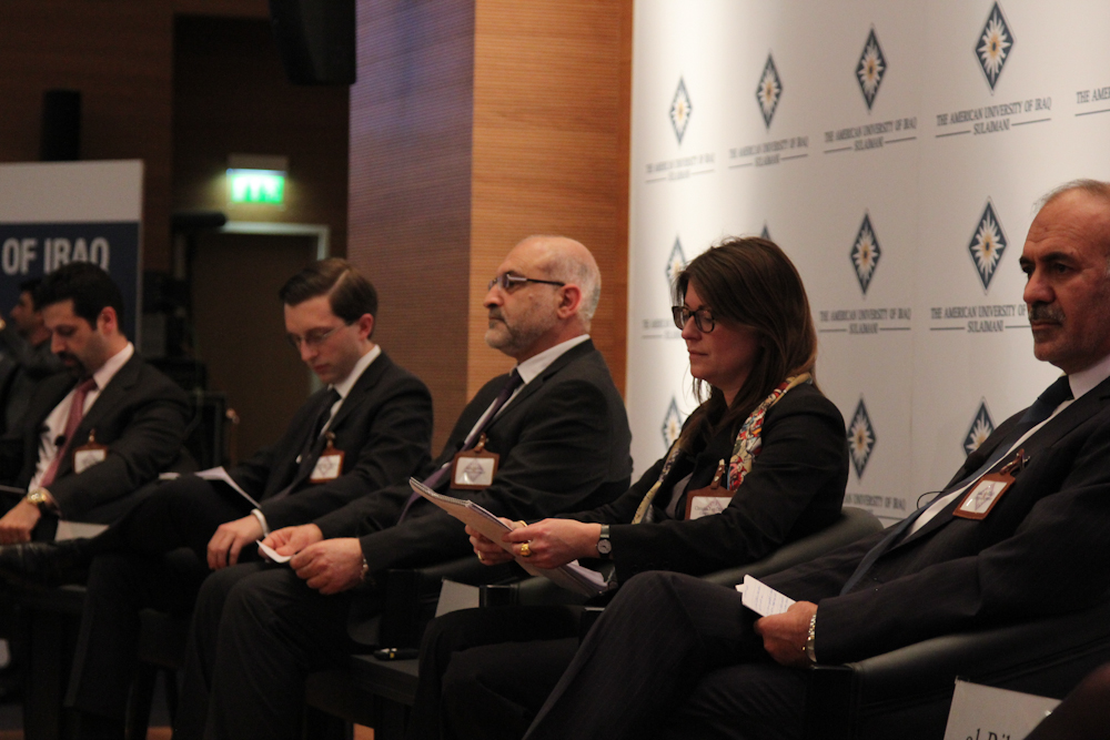 Iraqi Forum Reappraising Oil Costs, Foreign Investor Terms