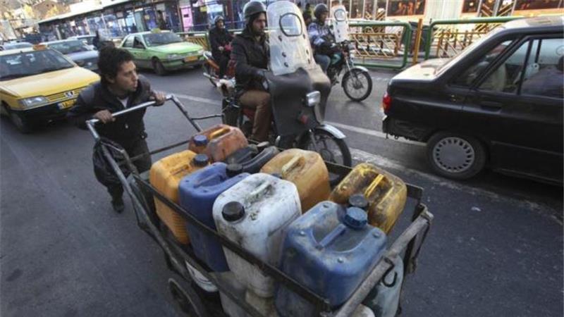 Iran Gasoline Plans Held Back by Rising Local Demand
