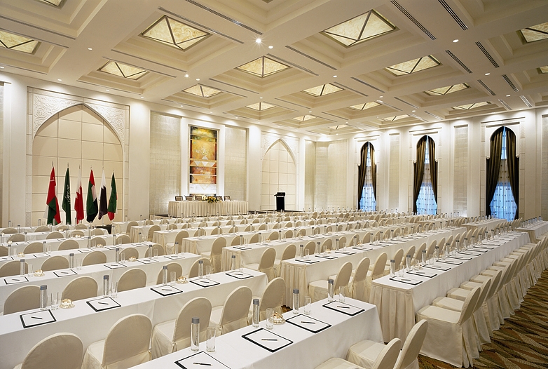 Crane Conference Planned for December in Dubai