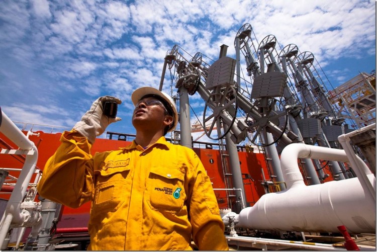 PETRONAS Announces First Oil Production From Gumusut-Kakap Deepwater Field