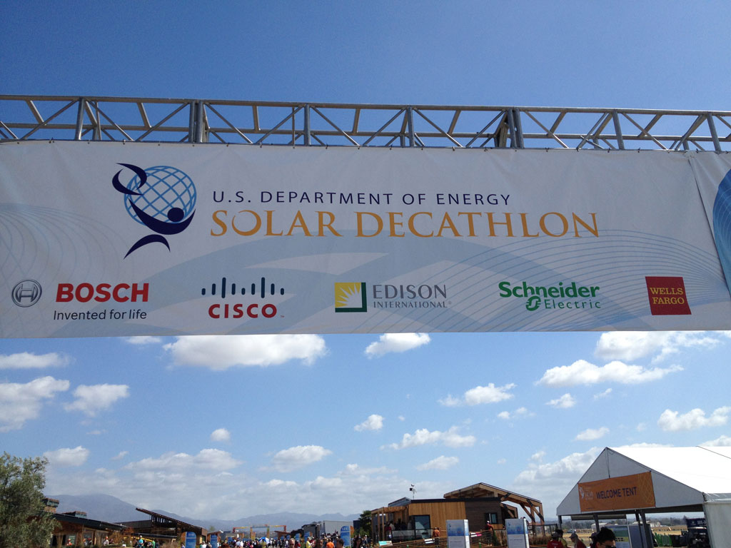 DEWA Wins Local Prize, Enters World Solar Contest