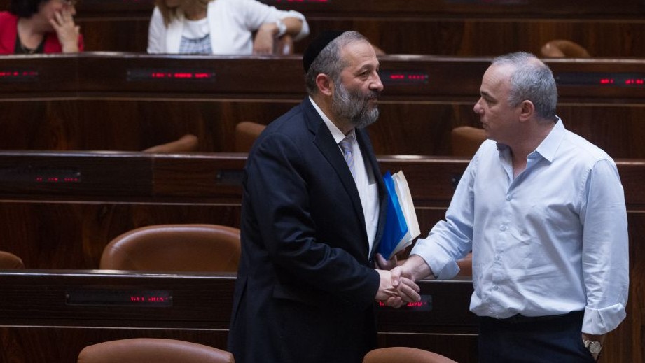 Israel Invites Oil Majors Following Nationwide Anti-Monopoly Protests