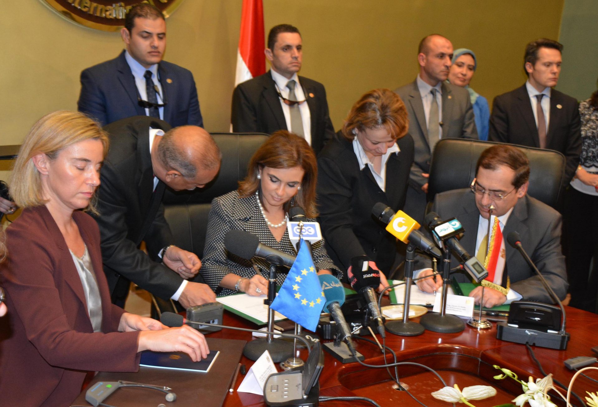 Egypt, France Sign $76.5m Gas-to-Homes Agreement