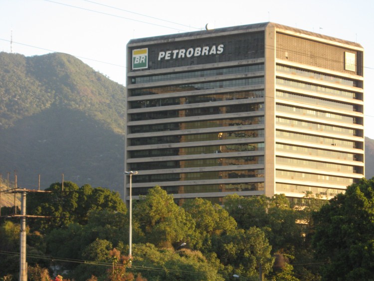 Brazilian Petrobras Selling Offshore Fields Worth $2b