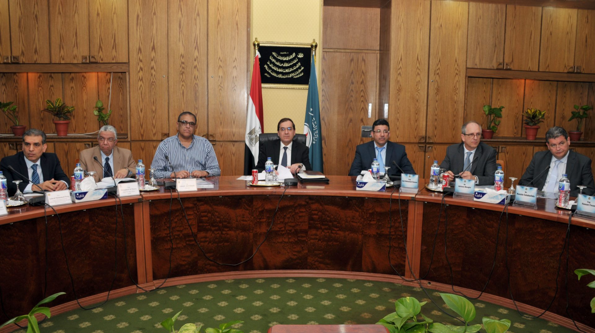 Oil Minister Follows Up on Development of Zohr Field