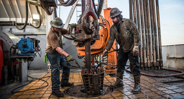 US Shale to Decline by 68,000 bbl/d in October