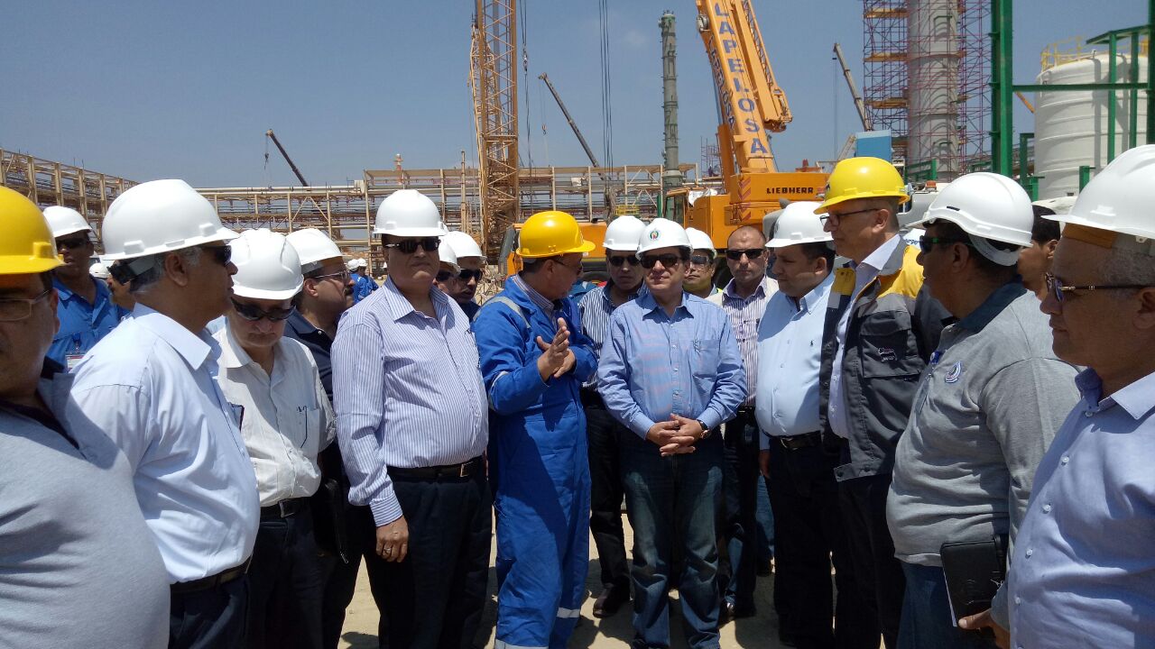 El Molla Visits Zohr