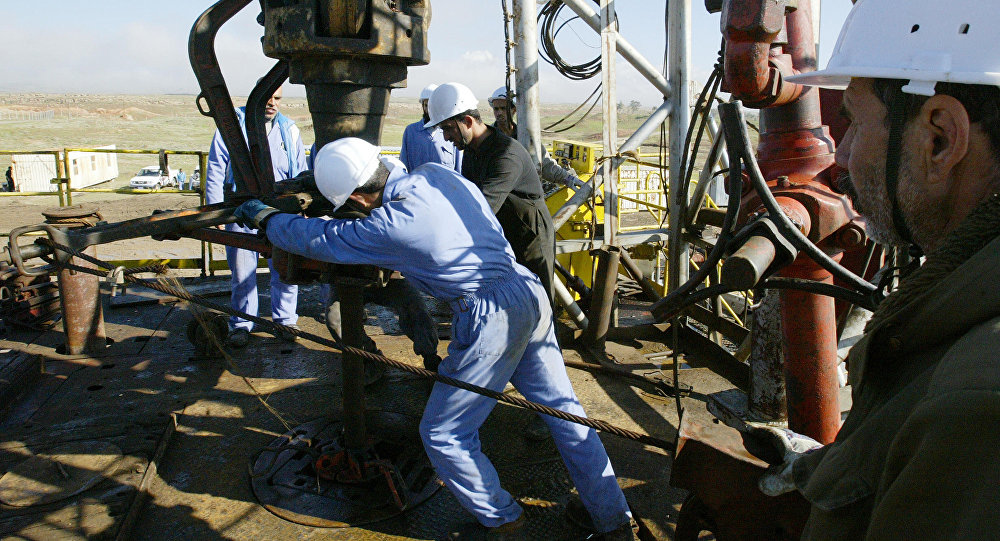 UAE, Oman Indicate Decision on Production Cuts This Month