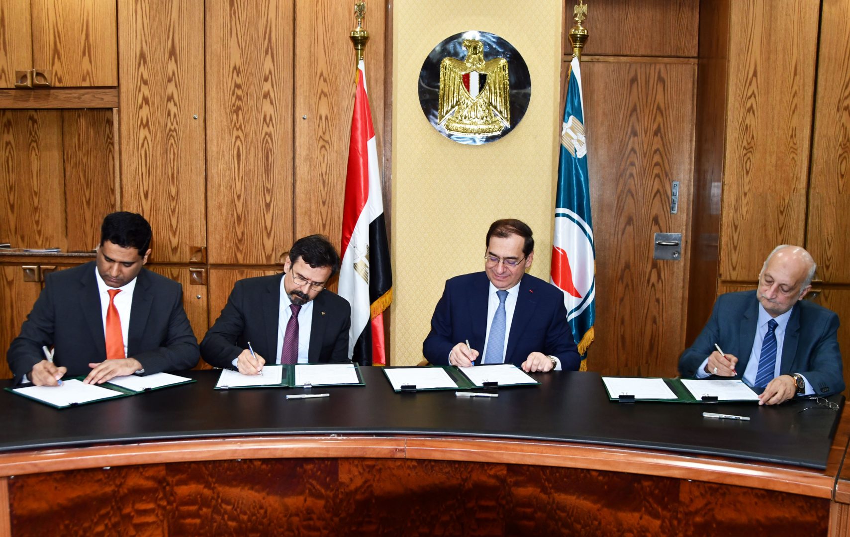 Mubadala Petroleum Buys 10% Shorouk Stake for $1B