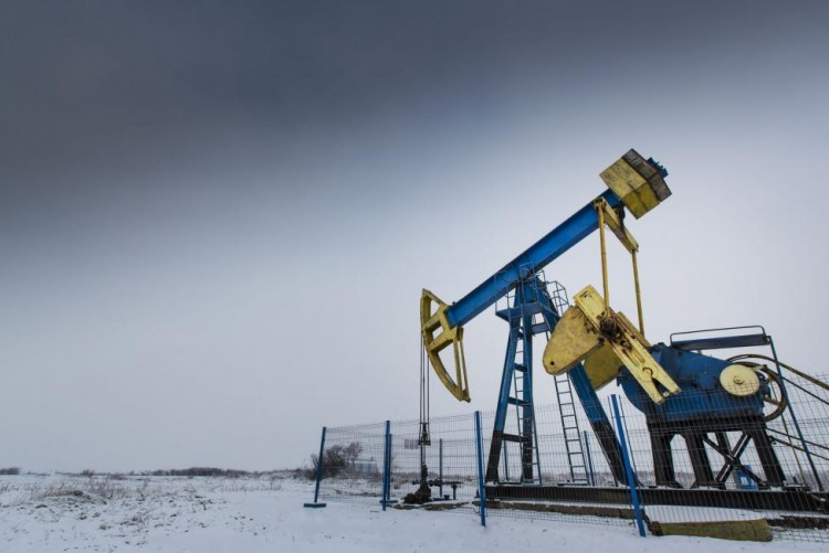 Russia to Curb Oil Production in Siberia by 15%