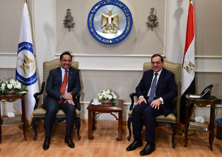 El Molla, Petronas Discuss Future Investments in Egypt