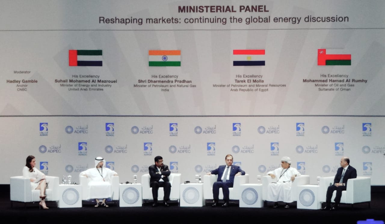 El Molla: Egypt Looking to Become Refining Hub