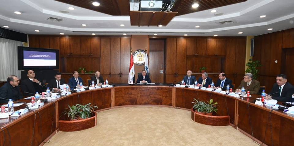 El Molla Reviews Strategies for Turning Egypt into Regional Energy Hub