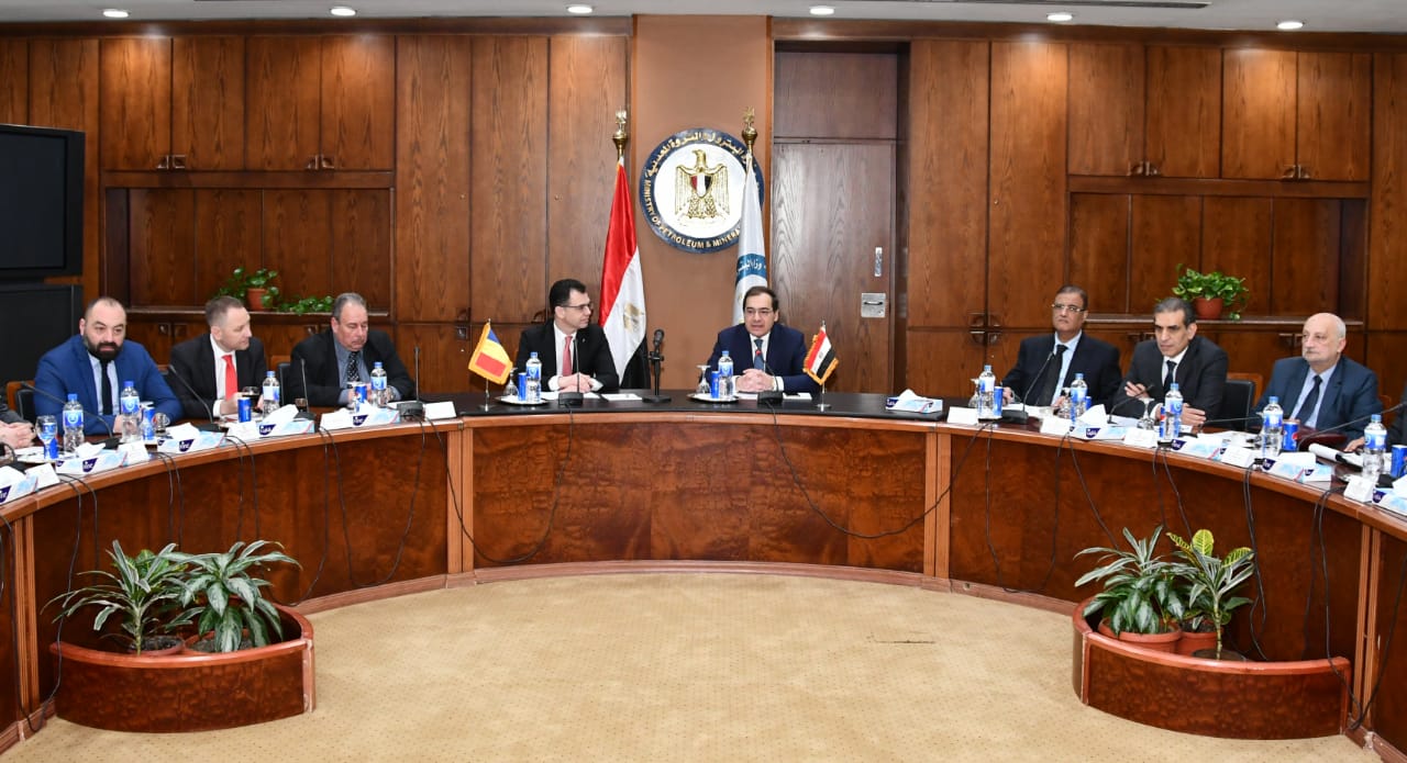 Romania Invites Egyptian Petroleum Firms to Work in its Industry