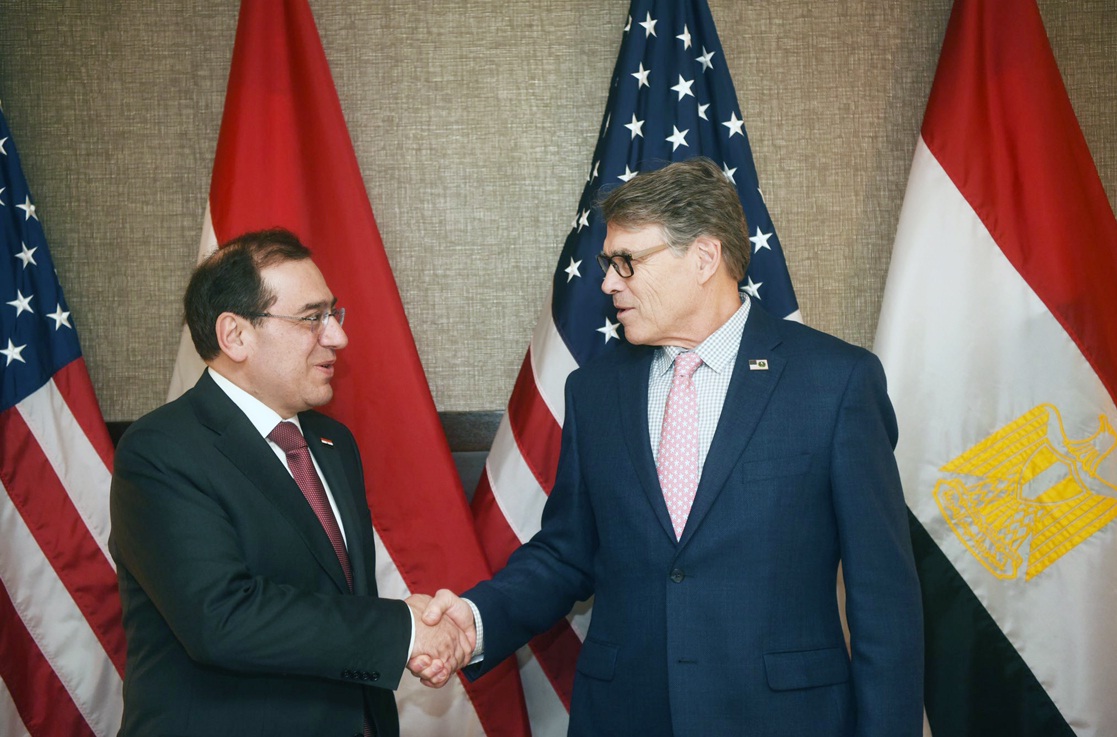El Molla, Perry Discuss US Investments in Egypt