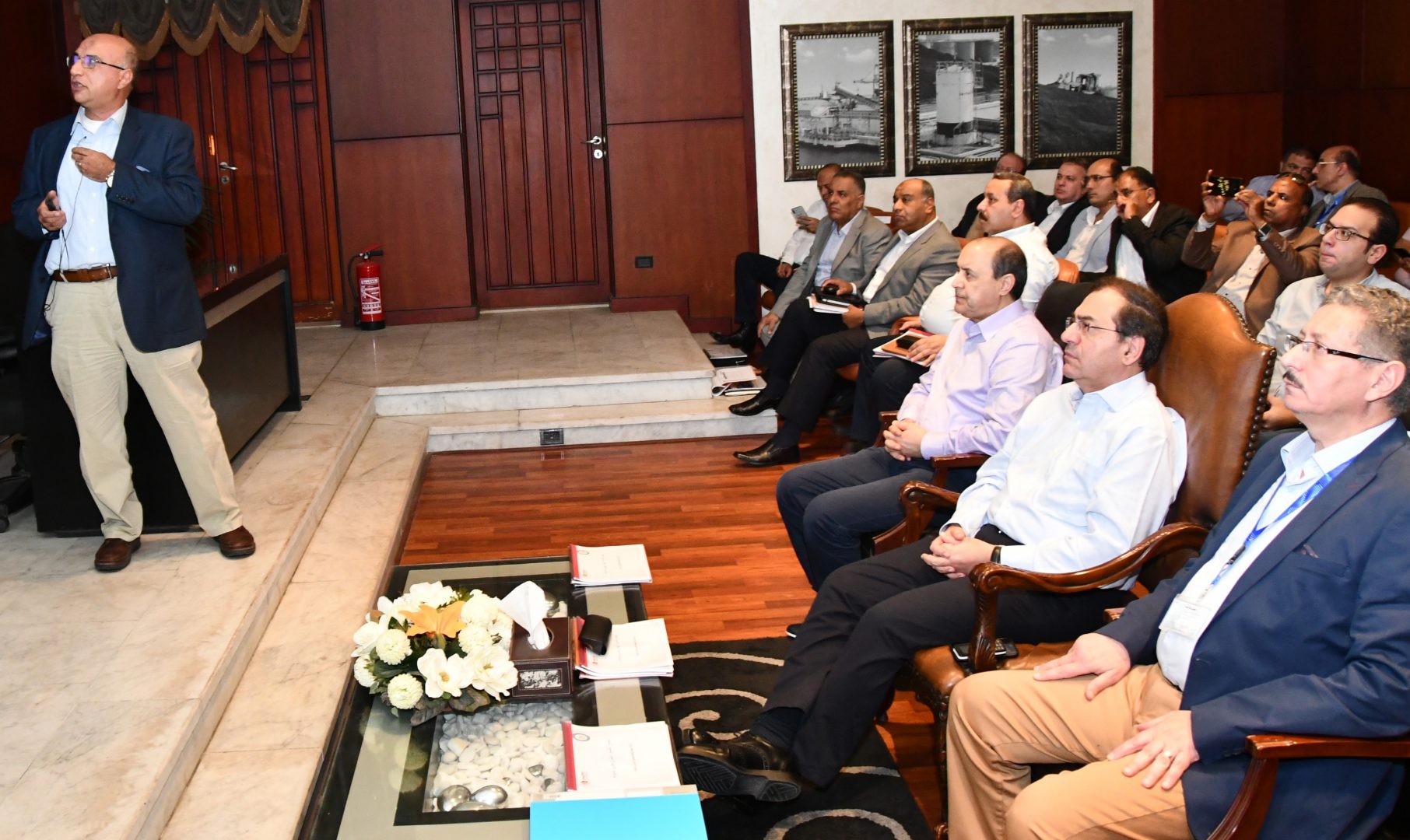 El Molla Reviews Refining Projects