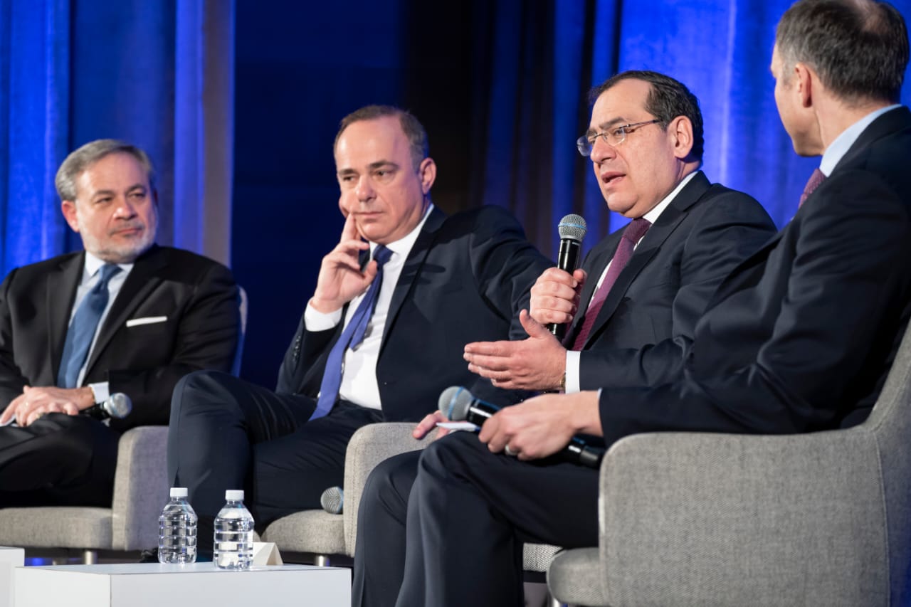 El Molla Highlights Egypt’s Petroleum Industry in Ministerial Panel