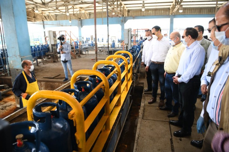 Daily Production of Petrogas’ Katameya Factory Reaches 60,000 Butane Cylinders