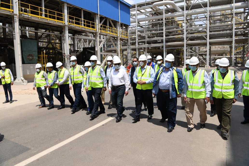 El Molla Checks Trial Operation of New High Value Petroleum Products Complex