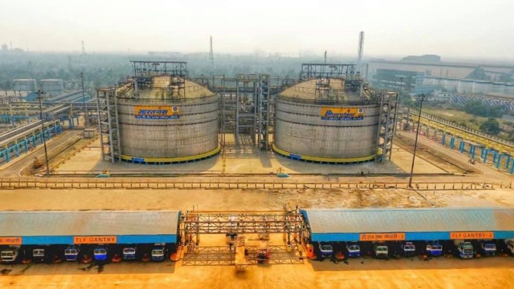 BPCL to Acquire OQ Stake in Indian Refinery