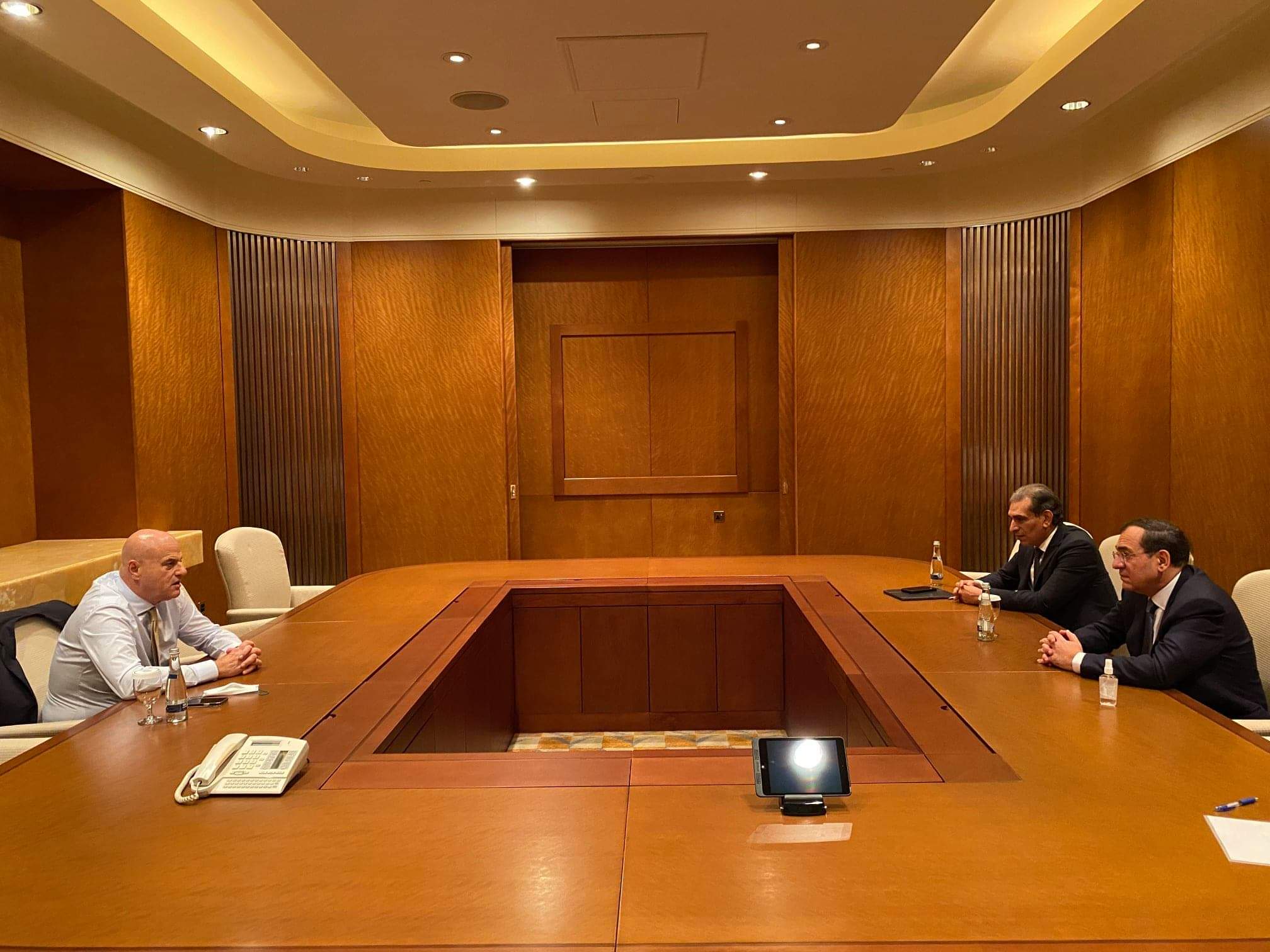 El Molla, Eni Discuss Ways to Enhance Cooperation