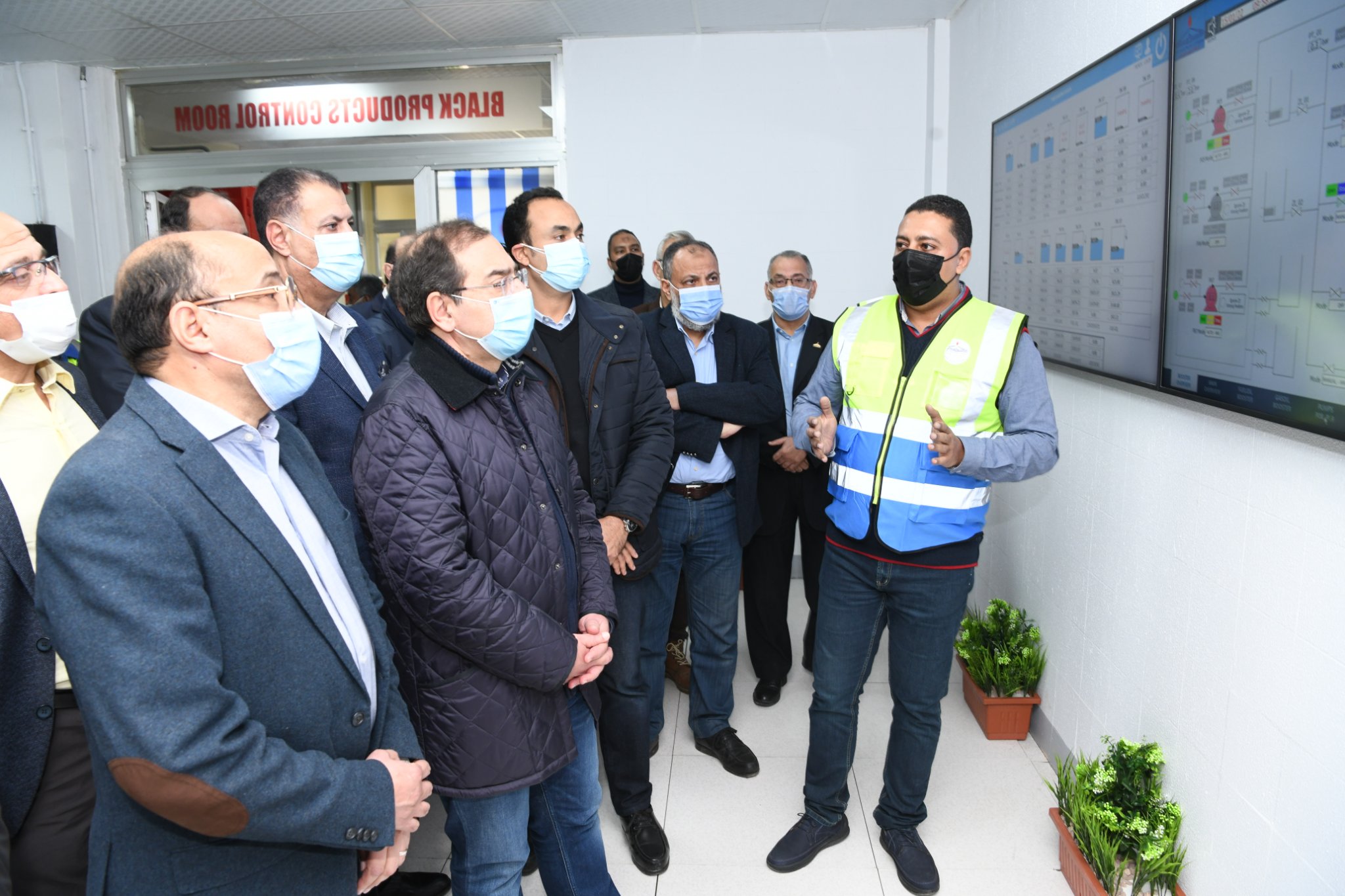 Petroleum Minister Inaugurates Suez Petroleum Pipeline Control Room