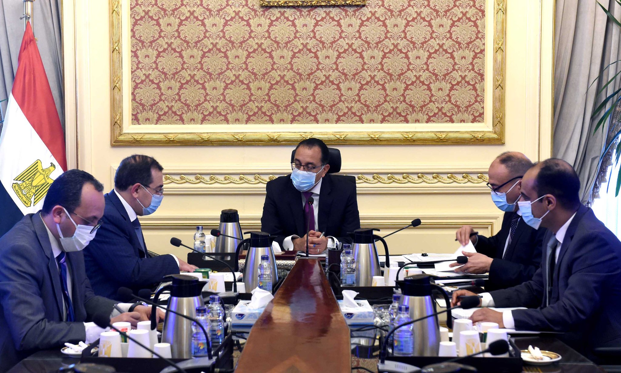 Madbouly, El Molla Meet to Discuss E&P Operations, Petroleum Products Supplies