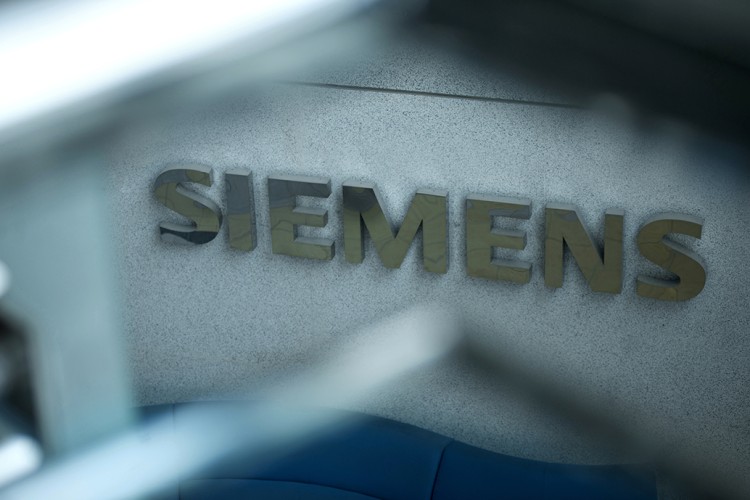 Siemens Energy Issues a Net Loss Warning due to Russia Restructuring