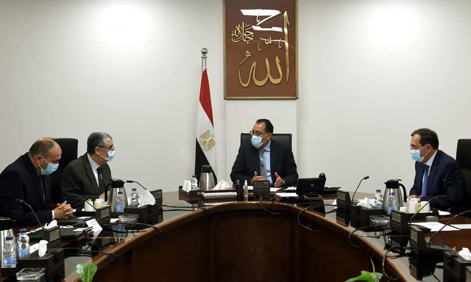 Madbouly Reviews Green Hydrogen, Electricity Interconnection Development