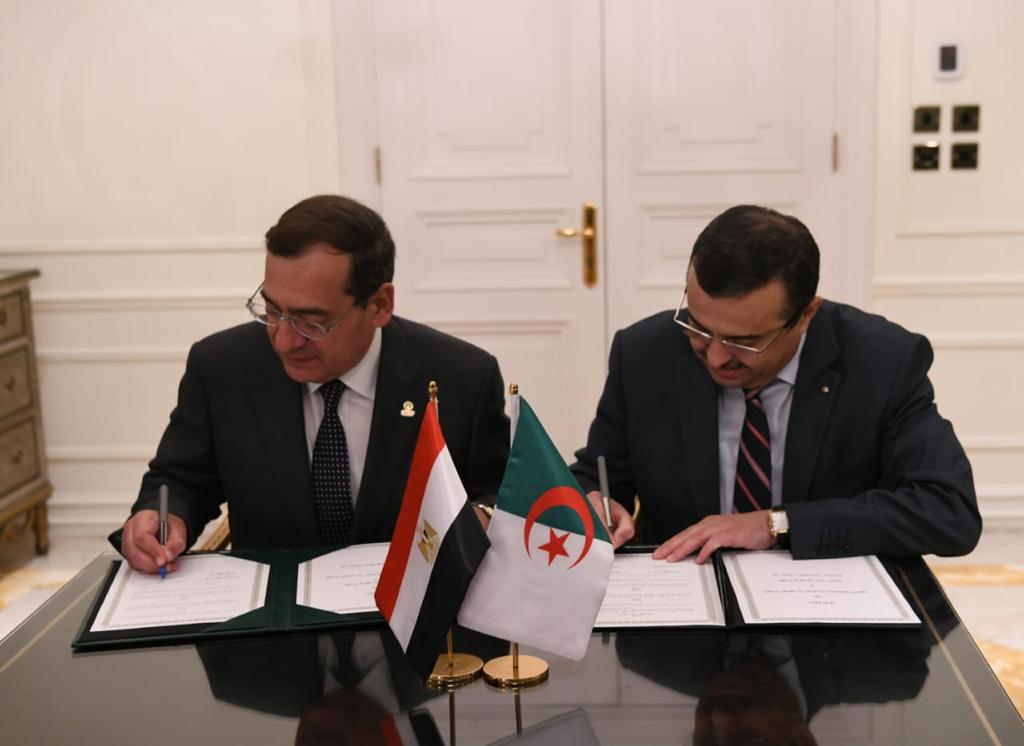 Egypt, Algeria Sign Oil, Gas, Mines Cooperation MoU