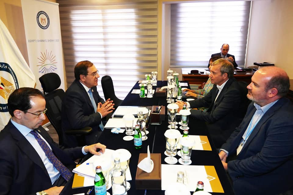 Egypt, Australia Explore Cooperation in Green Hydrogen at COP27