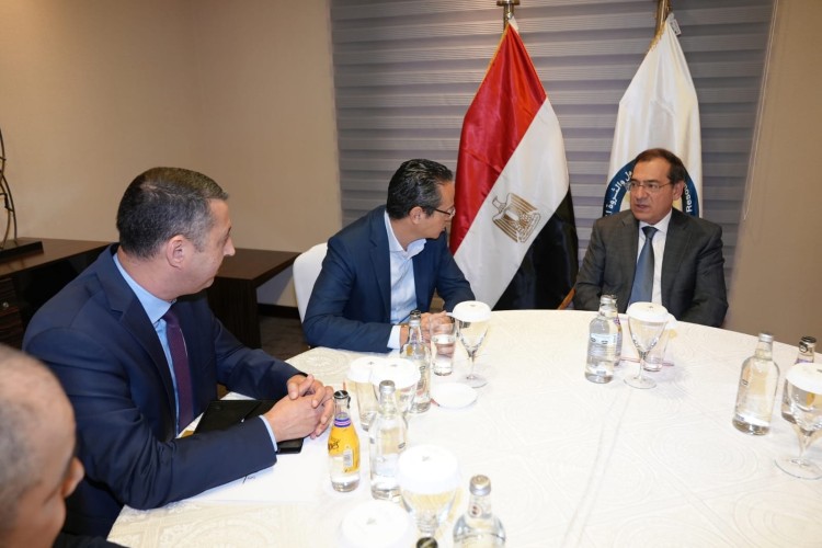 El Molla Holds Discussions with Shell on the Company’s Future Plans in Egypt